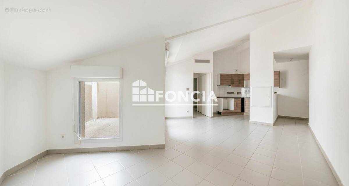 Appartement à SALON-DE-PROVENCE
