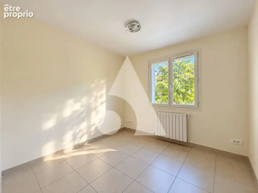 Maison familiale avec dependance - dpe c - photo 6