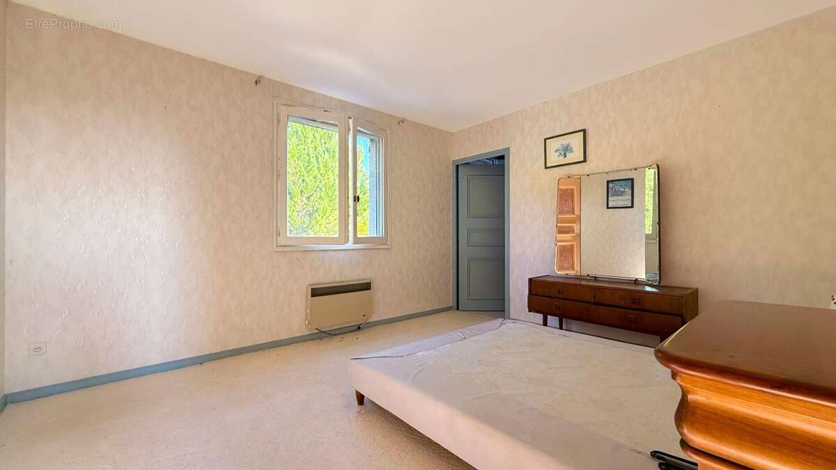 Maison à MONTVALEN
