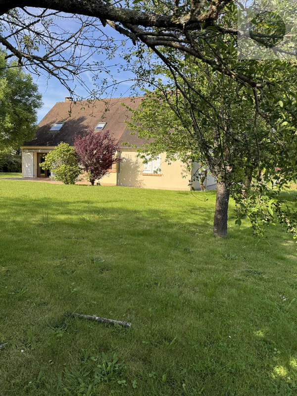 Maison à CHEROY