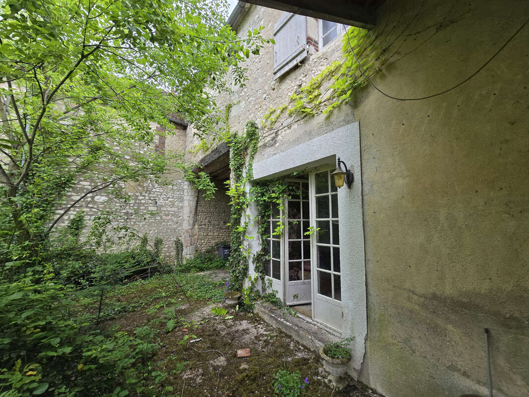 maison de ville avec jardin et dépendances - photo 23