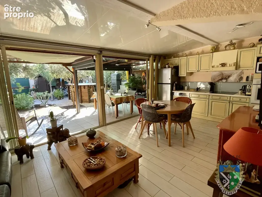 Appartement en rez de jardin avec jardinet piscine a 900 m du port et des plages - photo 7