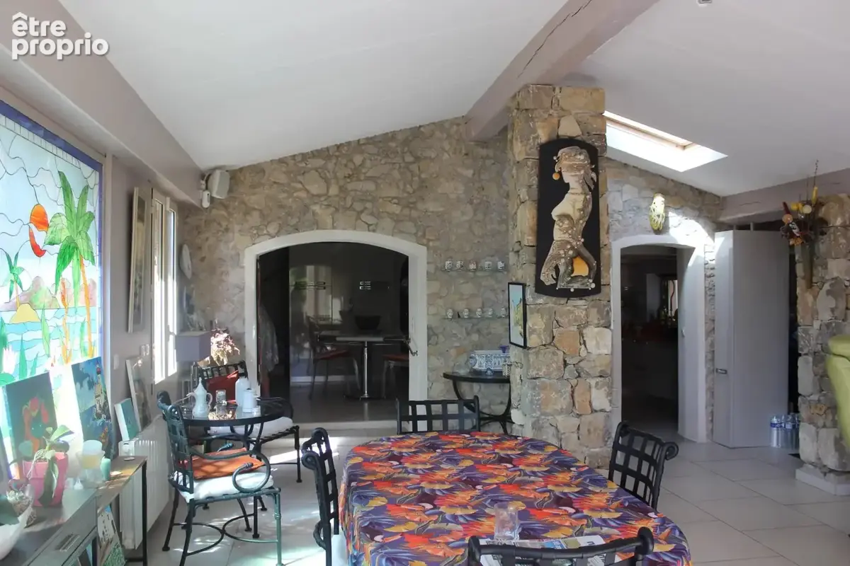 GRASSE ST JACQUES, Propriété de 2 villas - photo 7