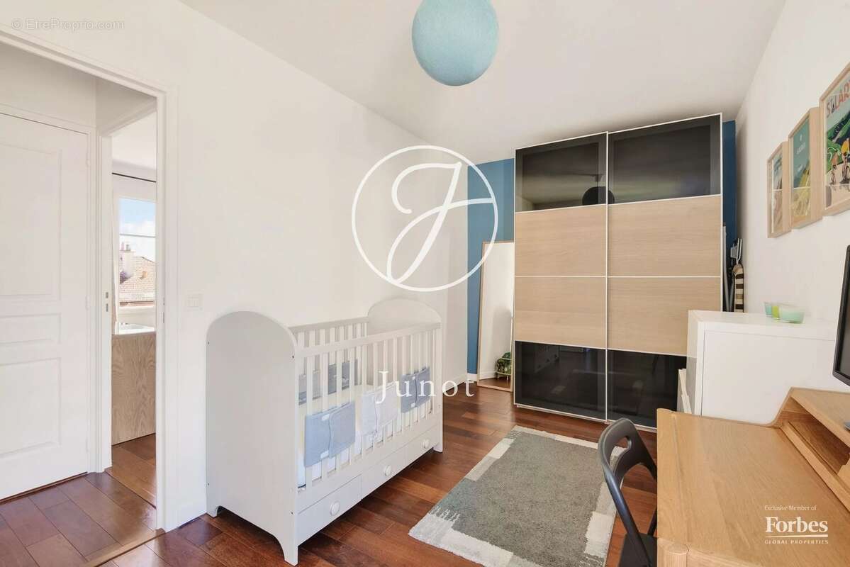 Appartement à SAINT-CLOUD