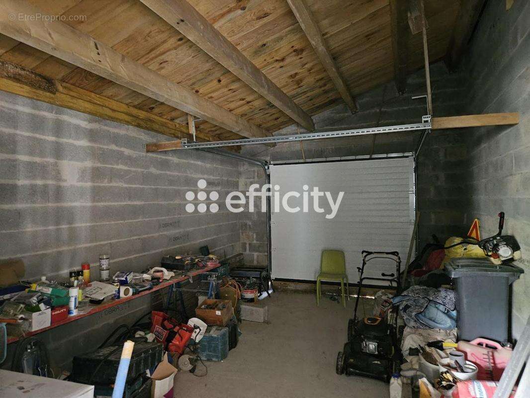 Maison à LA GREVE-SUR-MIGNON