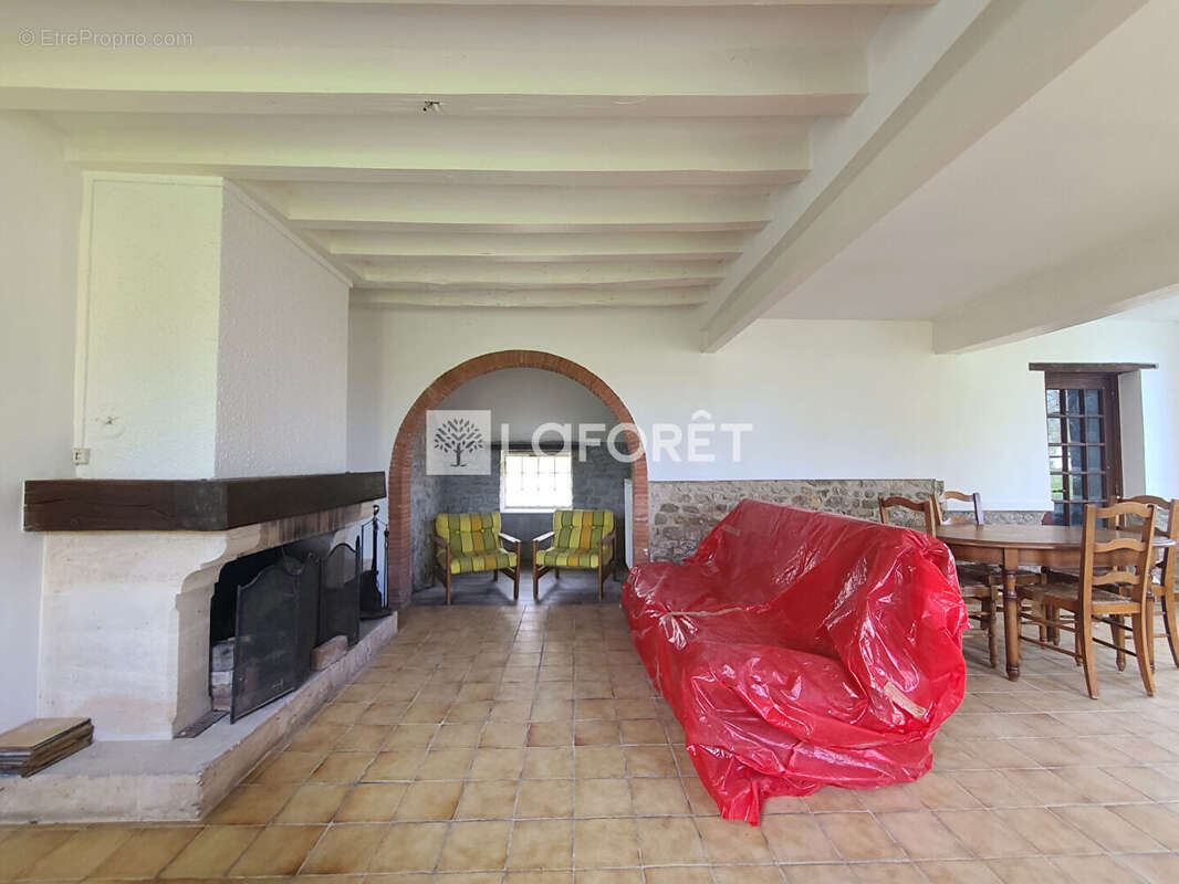 Appartement à CHAMBON-LA-FORET