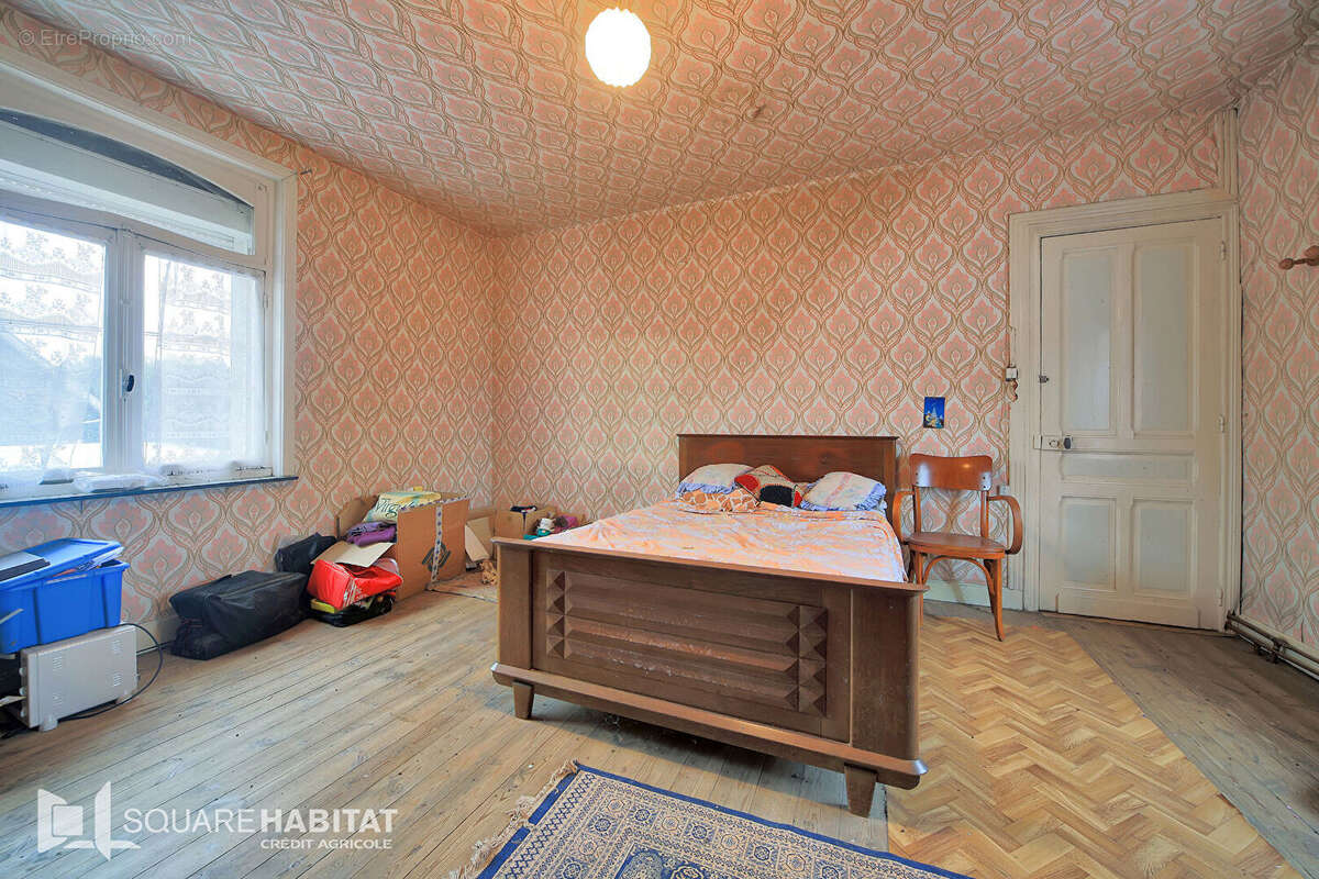 Maison à FRESNES-LES-MONTAUBAN