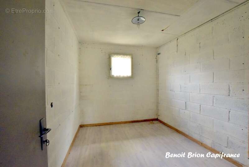 Maison à SAINT-MARTIN-DE-LANDELLES