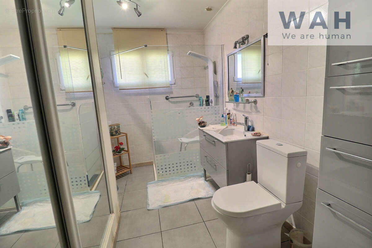 vente  Maison  Saint-Gilles (30800)  - photo 9
