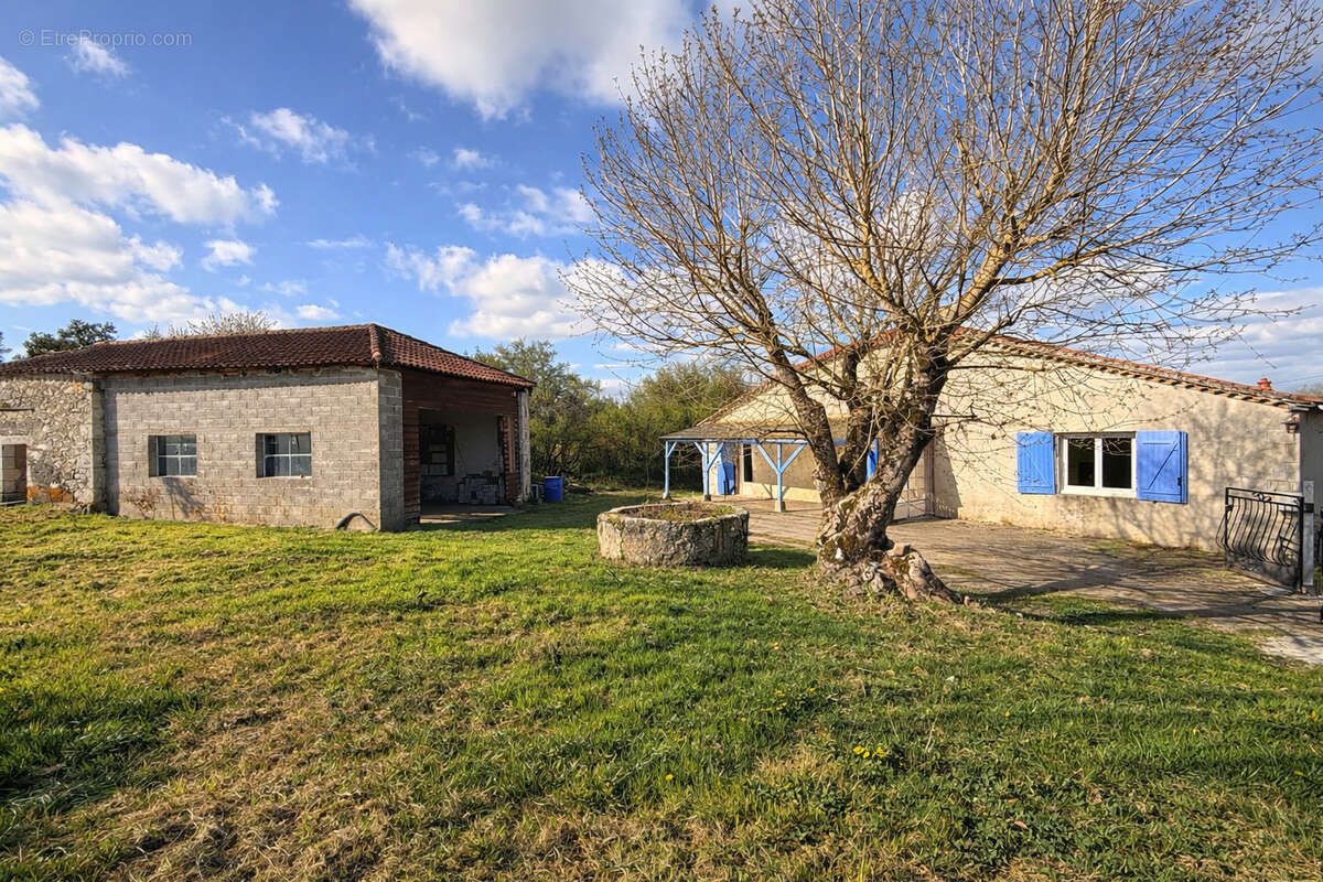 Maison à LAROQUE-TIMBAUT