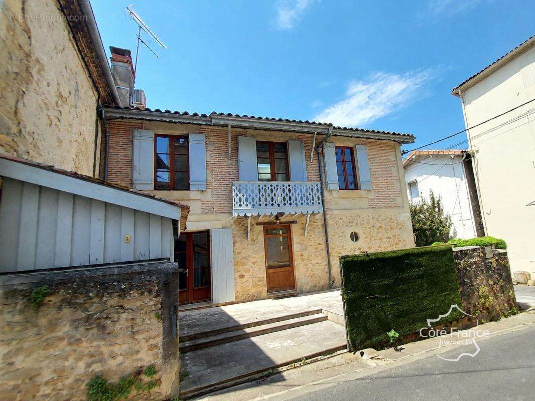 Maison de ville en pierres   Charme, cachet et cour privée - photo 10