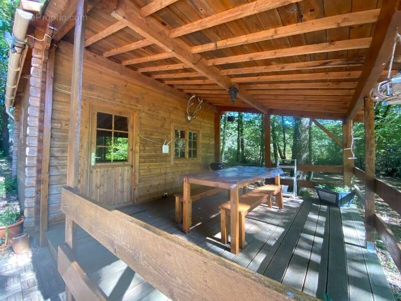 Maison à LE BUISSON-DE-CADOUIN