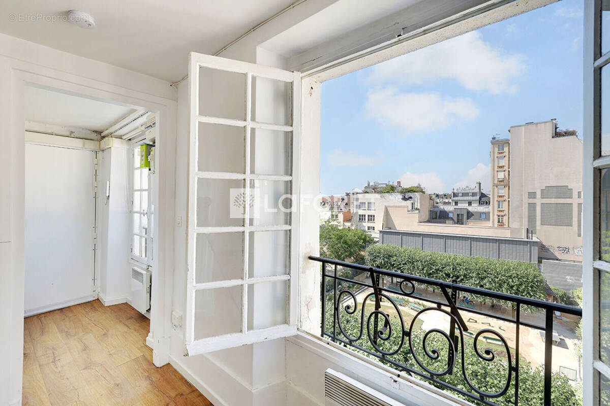 Appartement à PARIS-3E