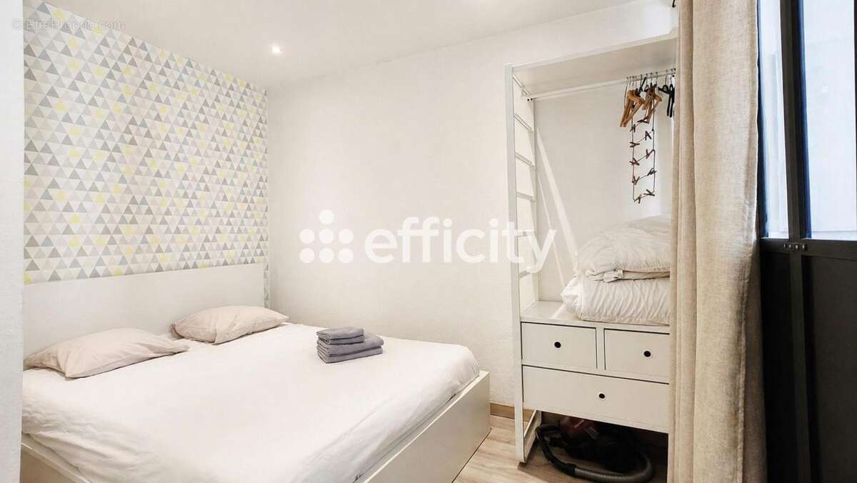 Appartement à MARSEILLE-1E