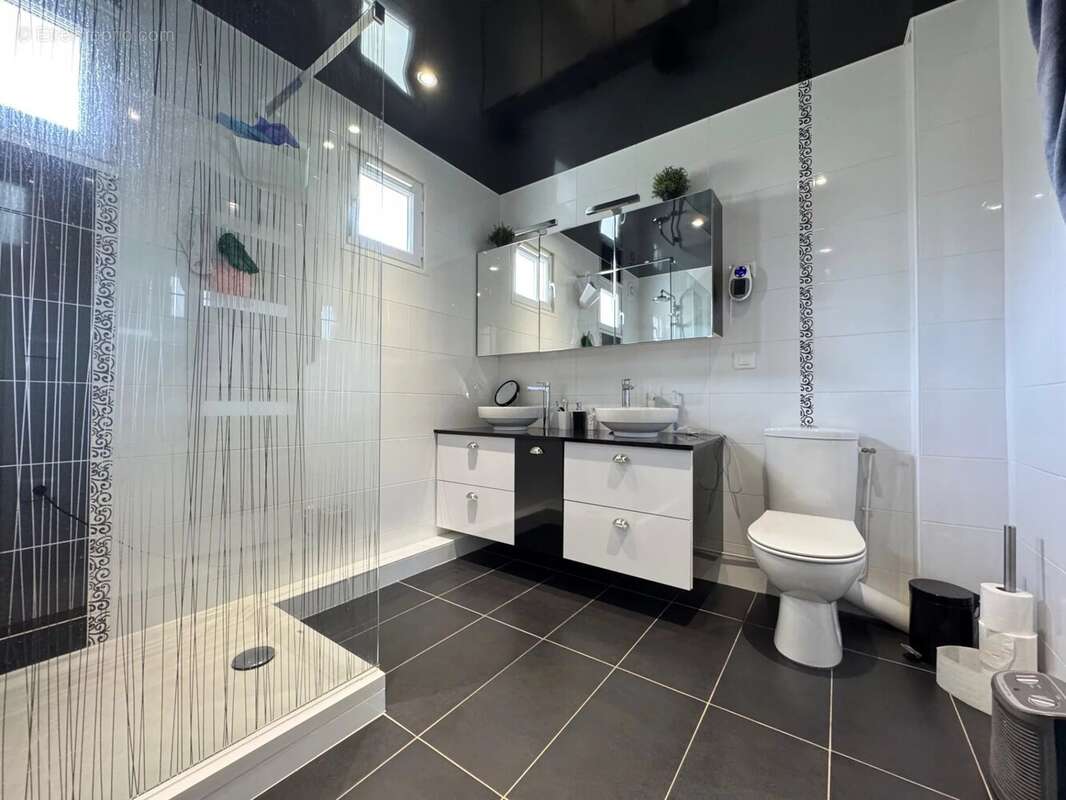 Maison à LE PLESSIS-TREVISE