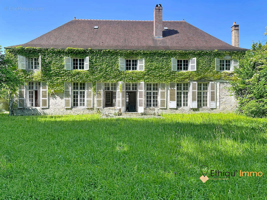 Maison à BAYEL