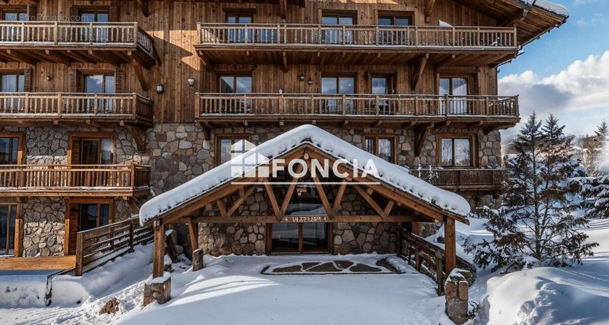 Appartement à LES ALLUES