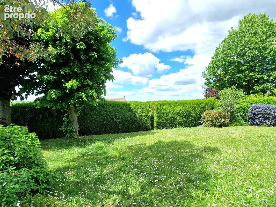 Magnifique Maison de 4 chambres - semi plein pied - très bon état générale - photo 27