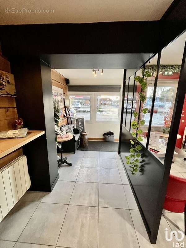 Photo 2 - Commerce à LOUDEAC