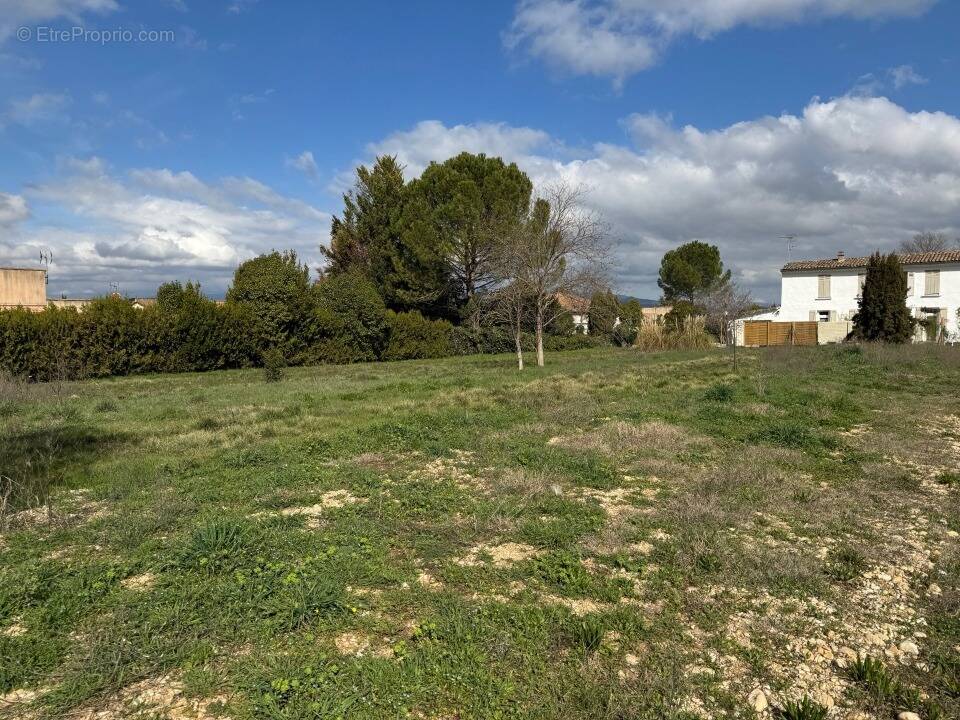 Terrain à ORAISON
