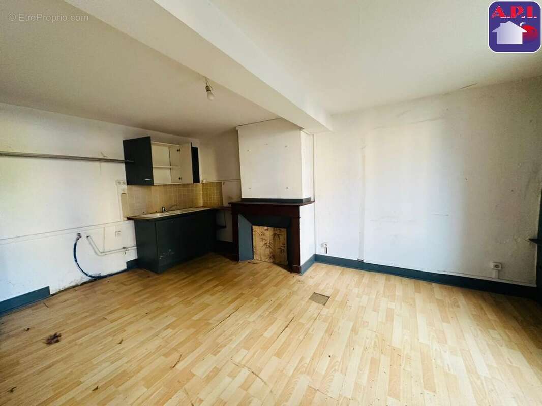 Maison 100 m² à Artigat  - photo 2