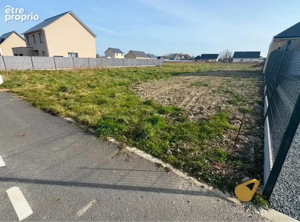 Photo Terrain à Petiville au prix de 65 000€