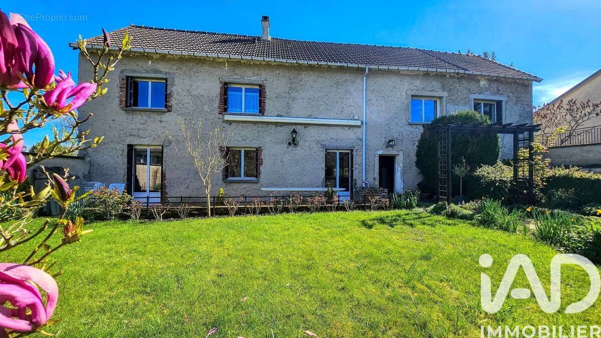 Photo 2 - Maison à MORAINVILLIERS