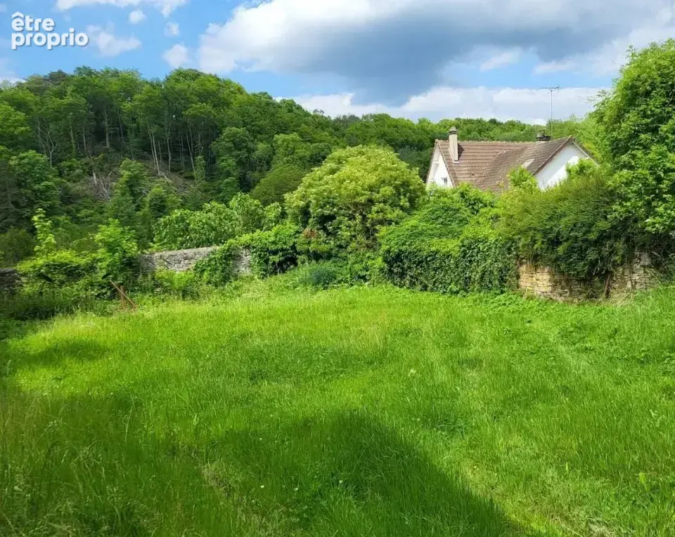 Terrain 724 m² à Sery-Magneval · 63 000 €