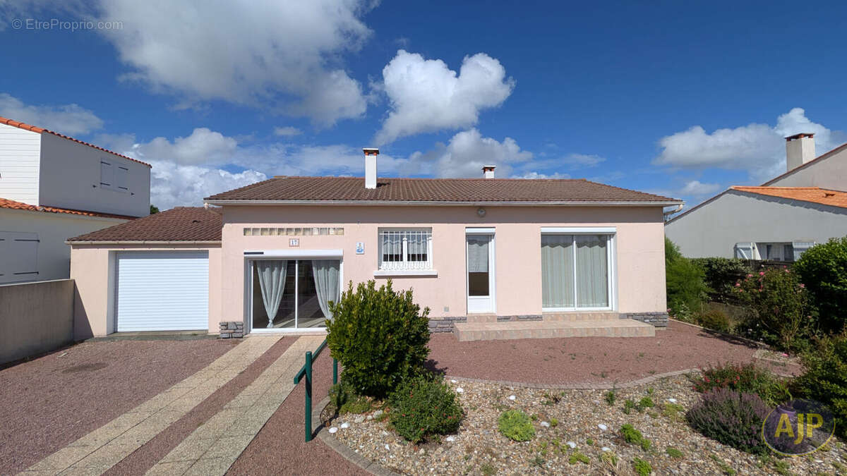 Maison à L'AIGUILLON-SUR-MER