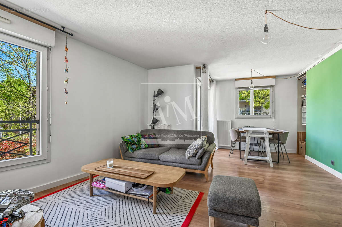 Appartement à NANTERRE