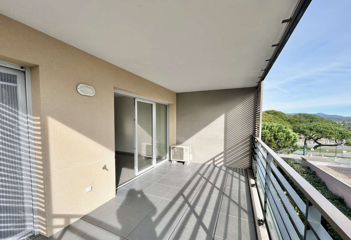 Appartement à FREJUS