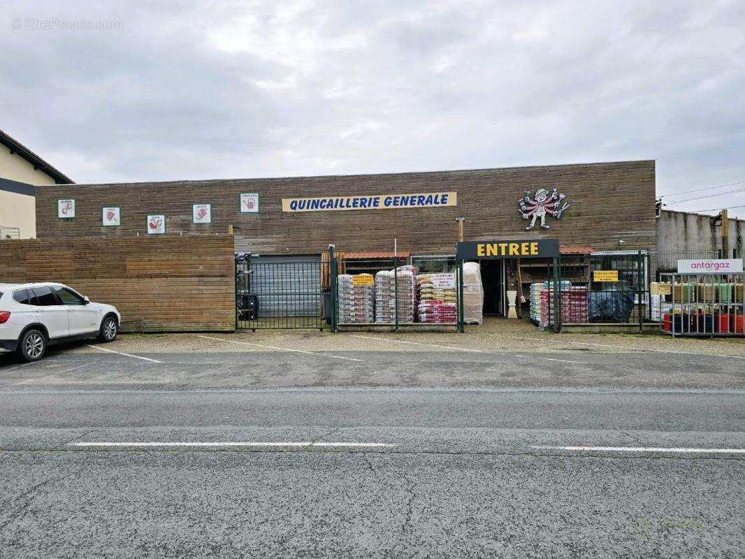 Commerce à SOULAC-SUR-MER