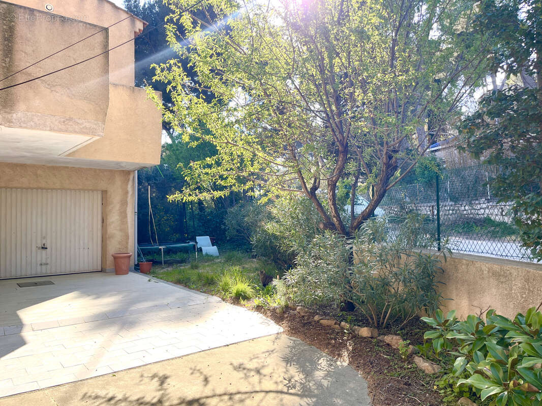 Maison à ENSUES-LA-REDONNE