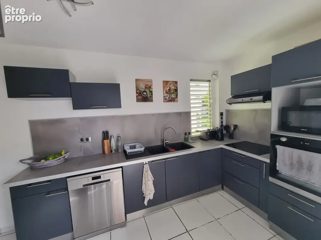 Appartement t4 au bourg de petit bourg - photo 7