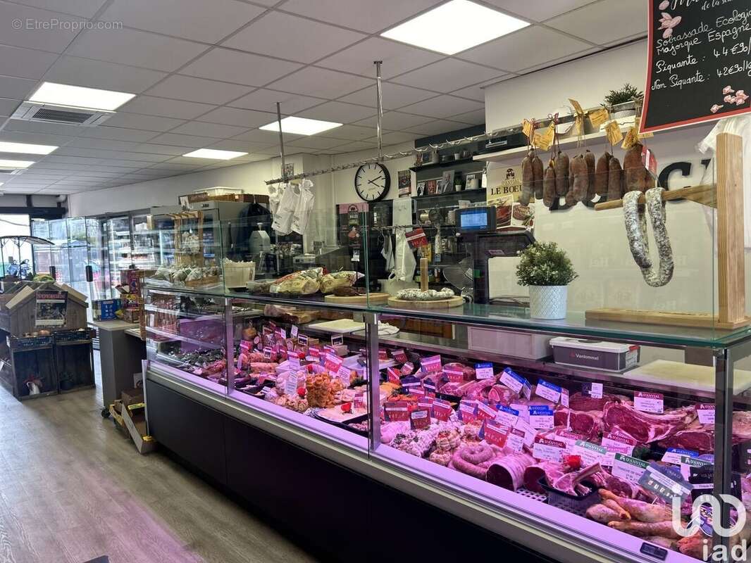 Photo 2 - Commerce à FEUCHEROLLES