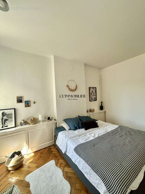 Appartement à SAINT-ETIENNE
