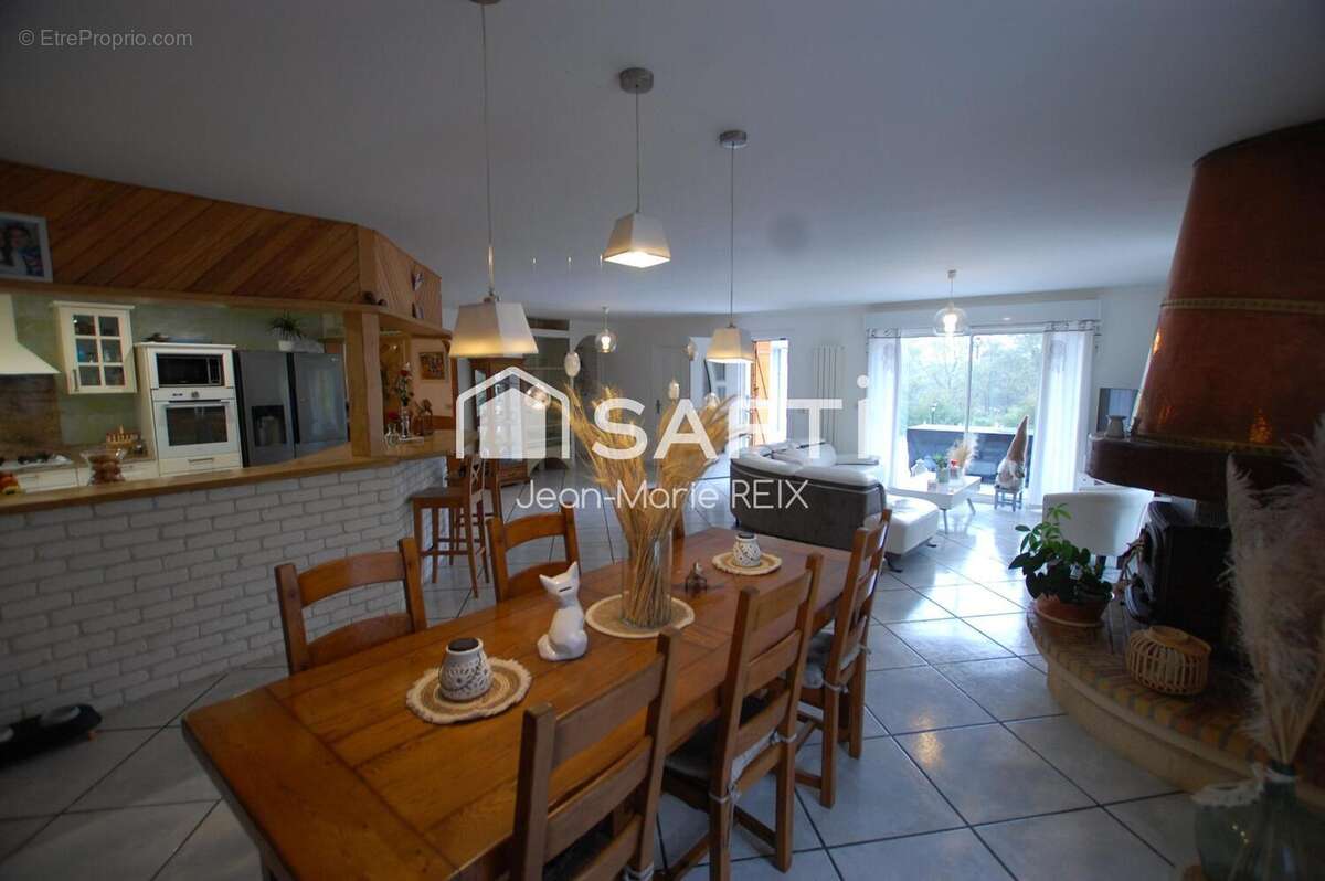 Photo 7 - Maison à BERSON