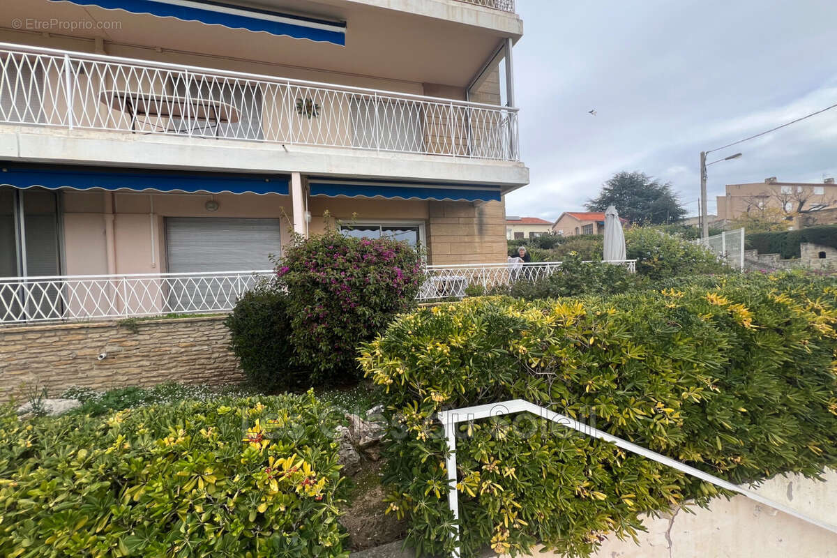 Appartement 39 m² à Bandol  - photo 2