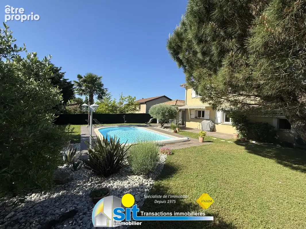A VENDRE - VILLA - Reventin-Vaugris 6 pièce(s) 125 m2 - photo 6