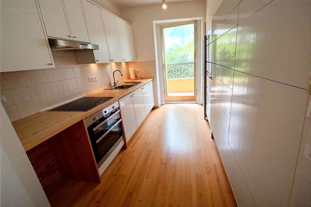 Appartement à BEAULIEU-SUR-MER
