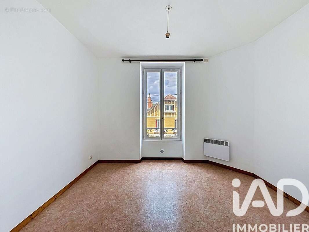 Photo 4 - Appartement à CORBEIL-ESSONNES