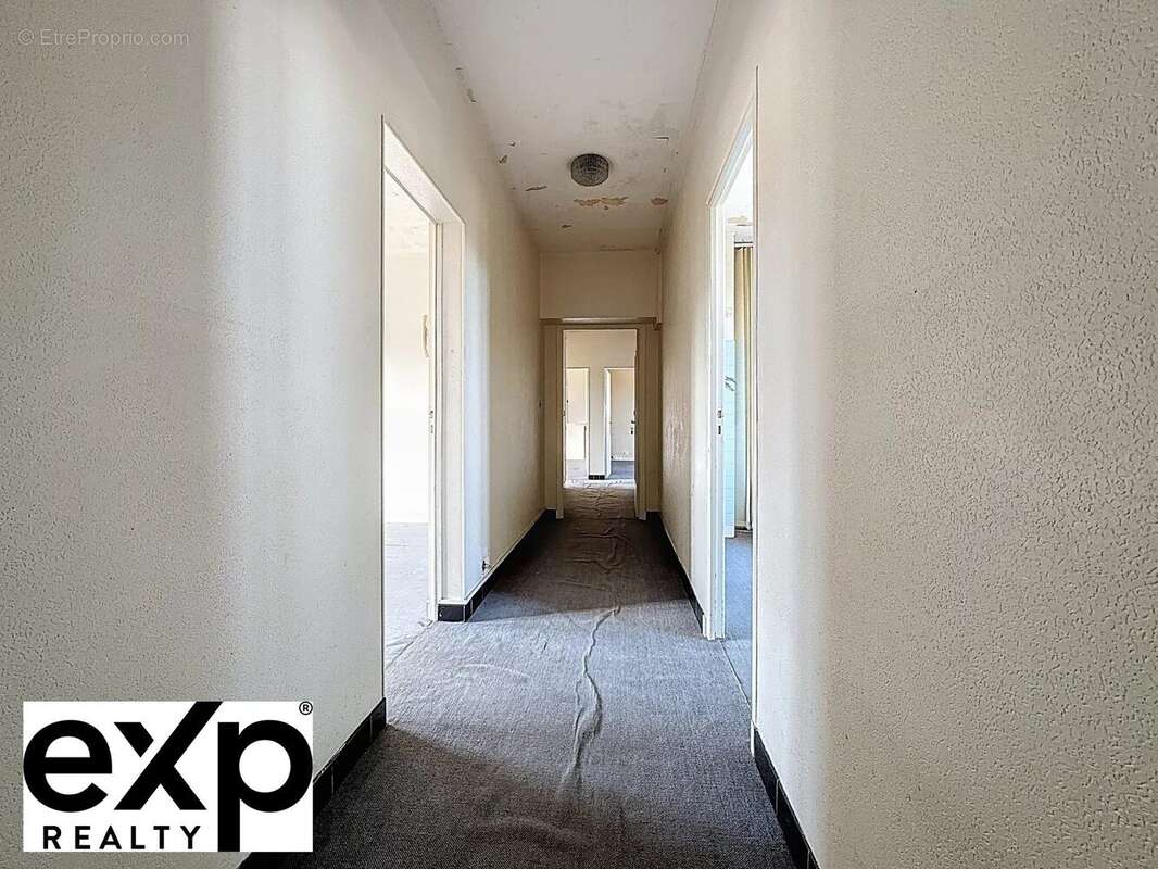 Appartement à MEZIERES-SUR-SEINE