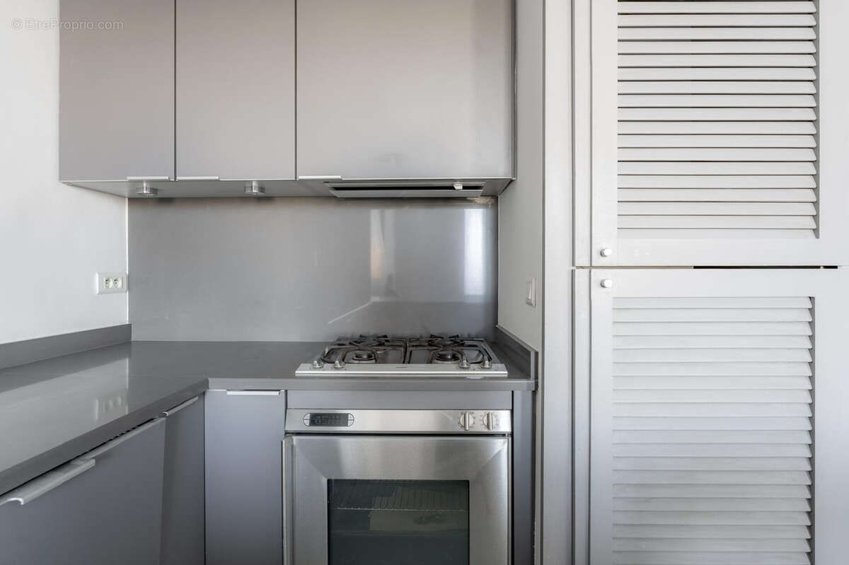 Appartement à MARSEILLE-7E