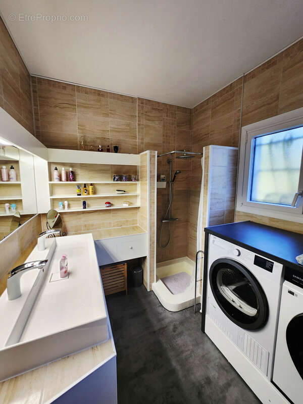 Maison à BREUILPONT