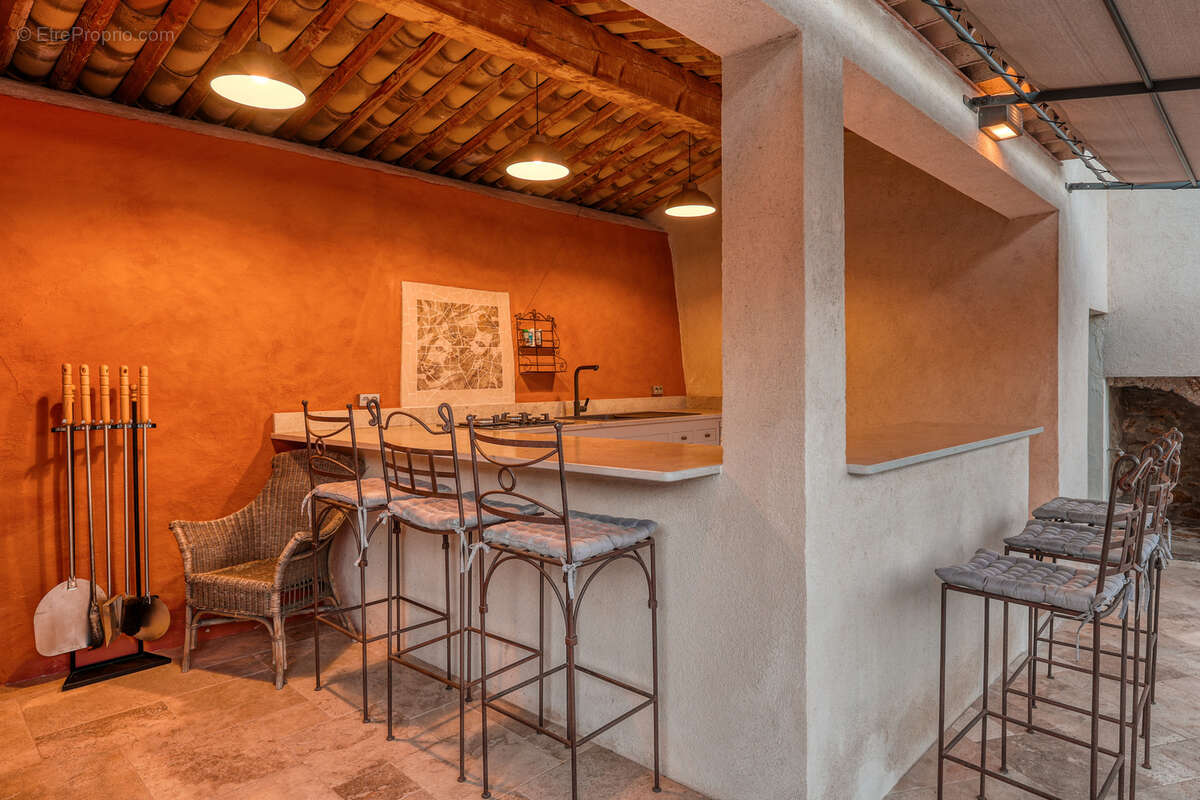 Maison à BORMES-LES-MIMOSAS