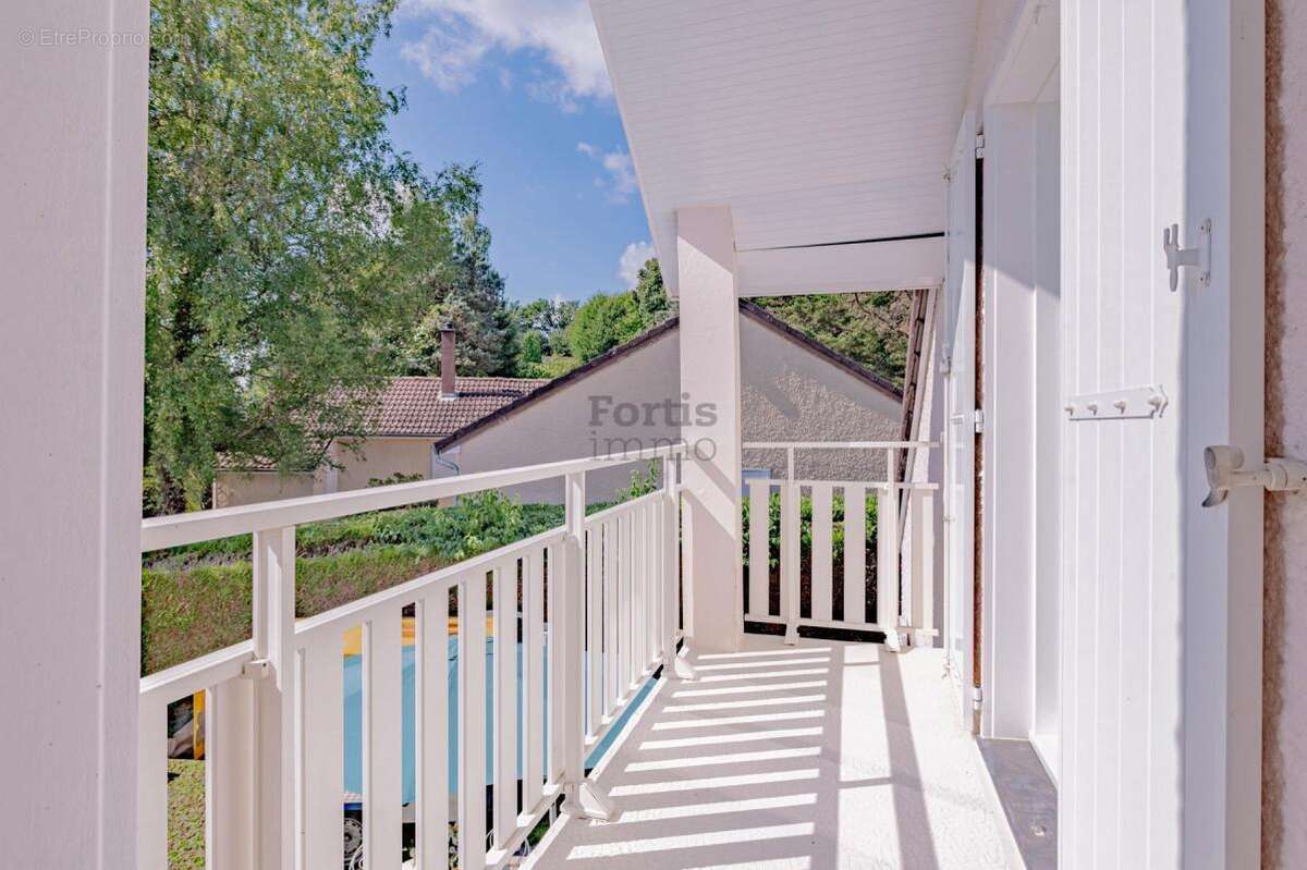 Maison à BOISSISE-LE-ROI