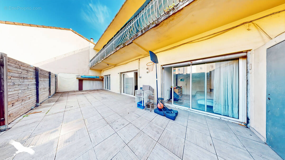 Appartement à MARSEILLE-13E