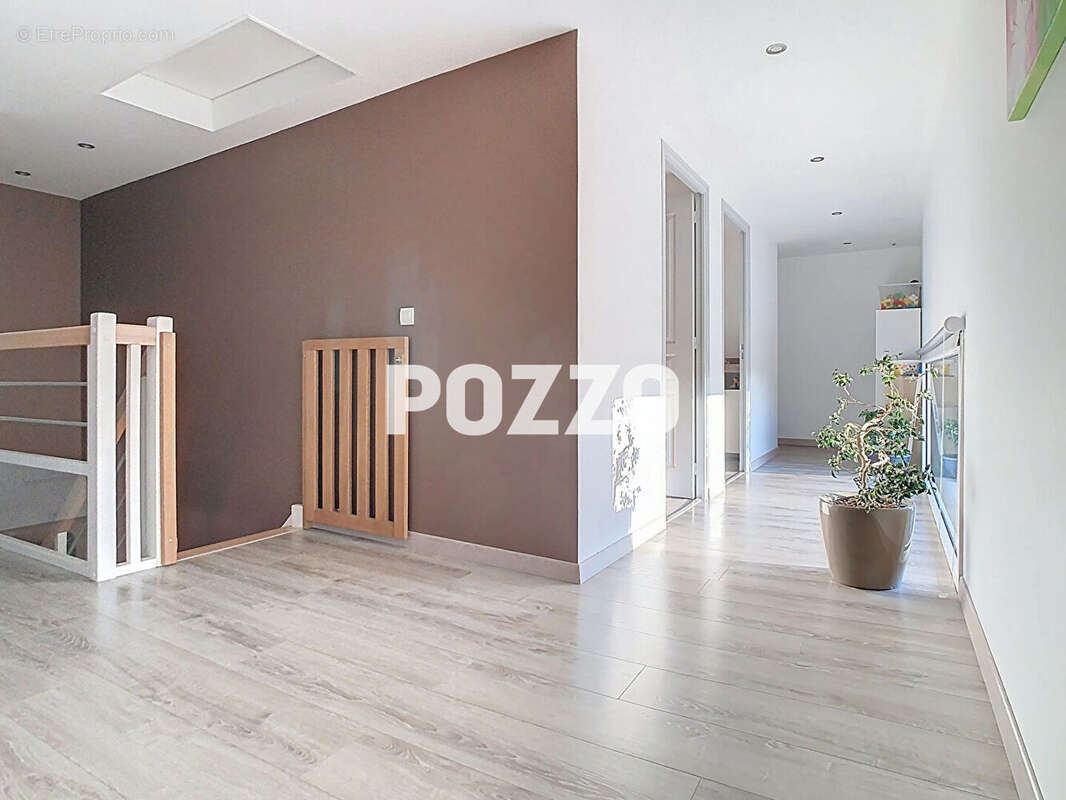 A vendre - belle maison renovee - pontorson - photo 6