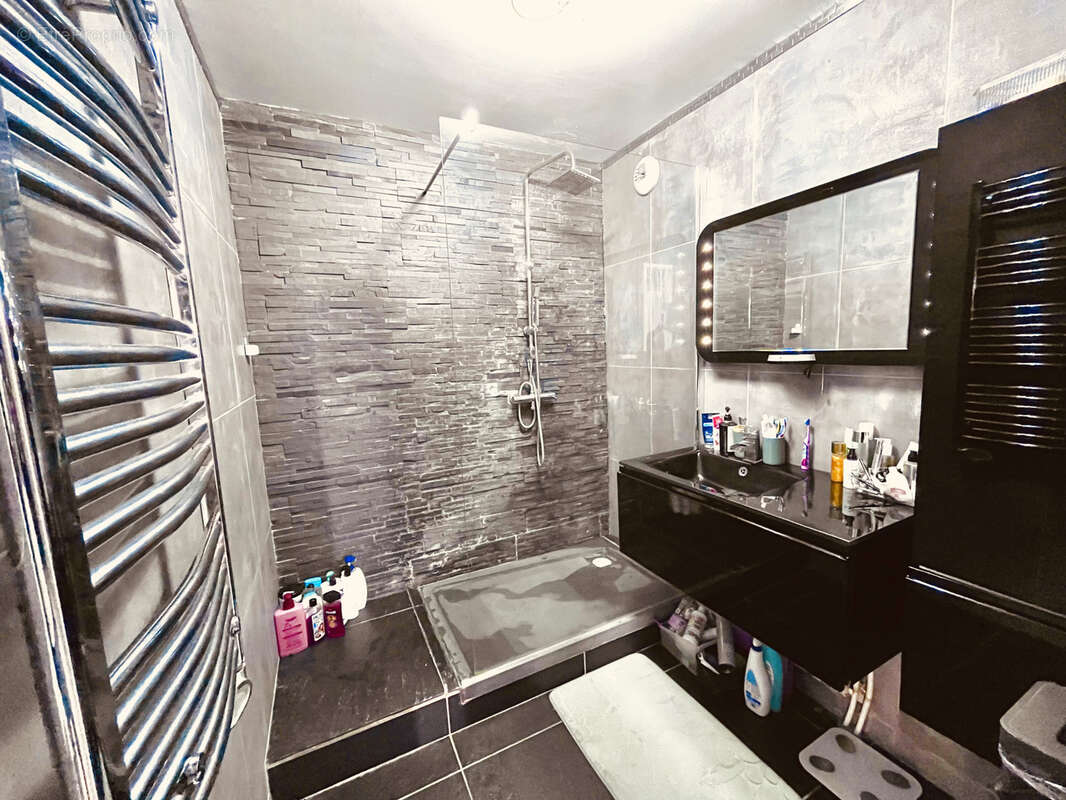 Appartement à MARSEILLE-10E