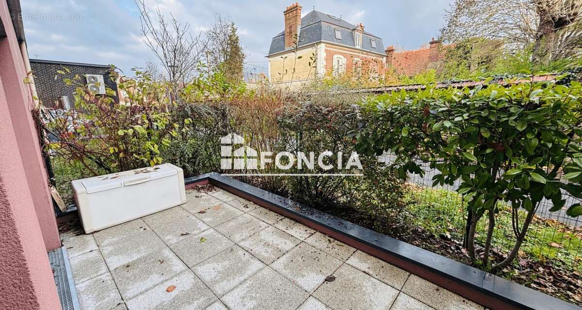 Appartement à ROSNY-SUR-SEINE